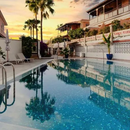 Villa Gorgeous View & Sauna, Golf Costa Adeje (Tenerife)